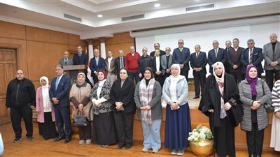 محافظ بورسعيد يلتقي رئيس 