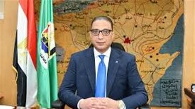محافظ الفيوم يوجه باستمرار حملات النظافة ورفع الإشغالات بمختلف المراكز