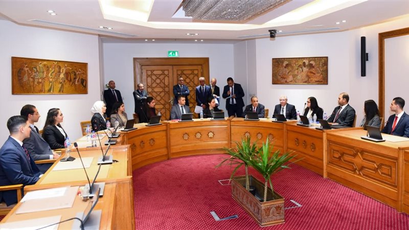 اجتماع وزير الخارجية