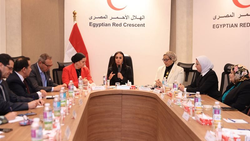 جانب من توقيع البروتوكول