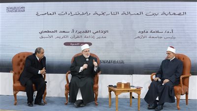 ندوة بجناح الأزهر تناقش العدالة التاريخية للصحابة والافتراءات المعاصرة