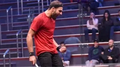 كريم الحمامي وفارس الدسوقي يتأهلان لنصف نهائي بطولة اسكواش أون فاير