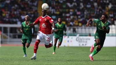 الأهلي يعود بنقطة من تنزانيا بعد التعادل مع يانج أفريكانز