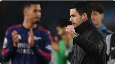 أرسنال يواصل عروضه القوية برباعية فى شباك ليدز