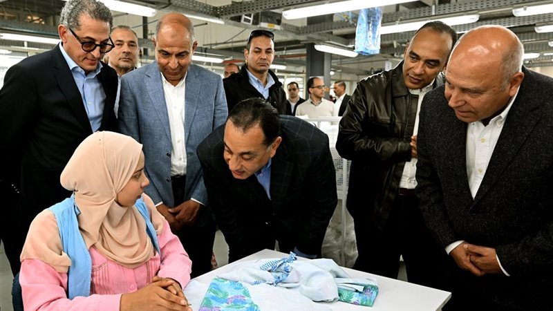 حوار بين رئيس الوزراء