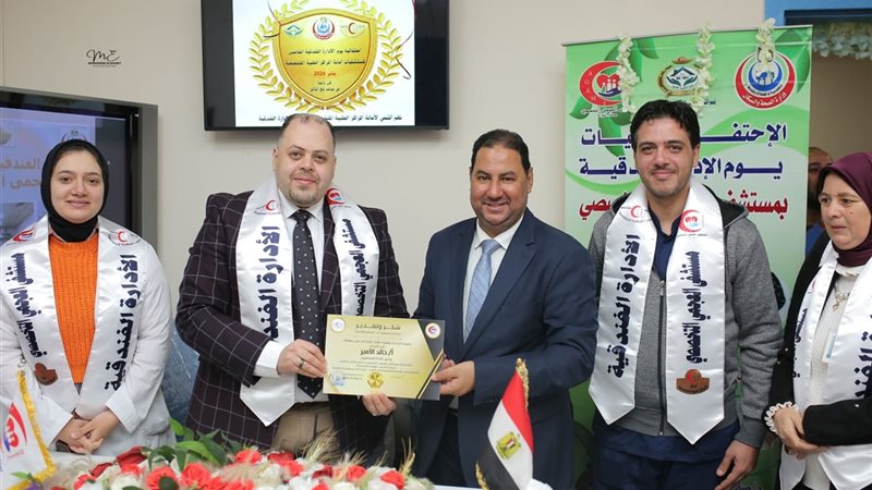 توزيع شيكولاته وورود