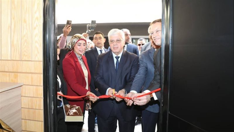 خلال الافتتاح 