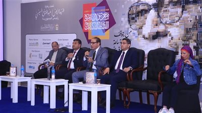 قيادات «مؤسسة أخبار اليوم» بمعرض الكتاب: «الصحافة الورقية لن تختفي»