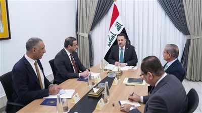 رئيس الوزراء العراقي يوجه باتخاذ الإجراءات الوقائية لمنع أي هدر للمال العام