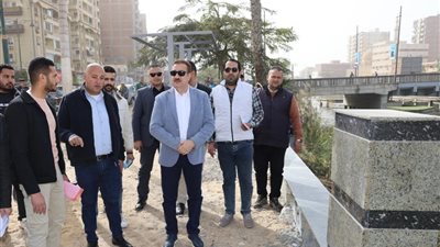 محافظ المنوفية يتفقد كوبري مبارك بشبين الكوم عقب الانتهاء من تطويره
