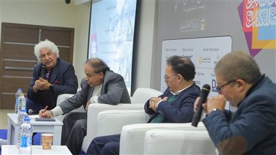 3 من الفائزين بجائزة الدولة التقديرية يستعرضون مسيرتهم الإبداعية بمعرض الكتاب