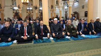 محافظ الجيزة يشهد احتفالية ذكري النصف من شعبان بمسجد أسد بن الفرات بالدقي