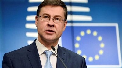 المفوضية الأوروبية تبدي انفتاحًا لتعزيز العلاقات التجارية مع بريطانيا