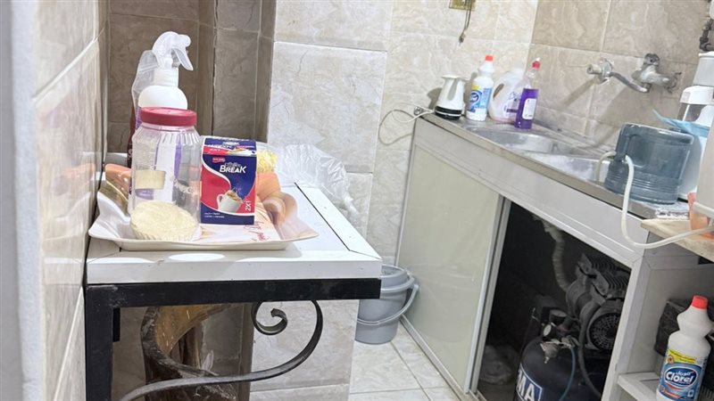 داخل العيادة