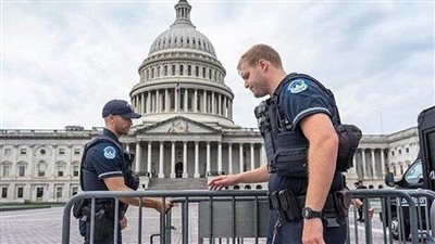 واشنطن بوست: الكونجرس يواجه خيارًا صعبًا إما إصلاحات للهجرة أو إغلاق جزئي آخر