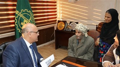 محافظ القليوبية يبحث مشاكل المواطنين فى اللقاء الجماهيري الأسبوعي ببنها