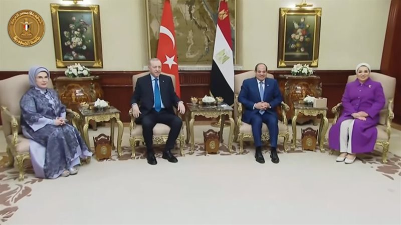 الرئيس السيسي والسيدة