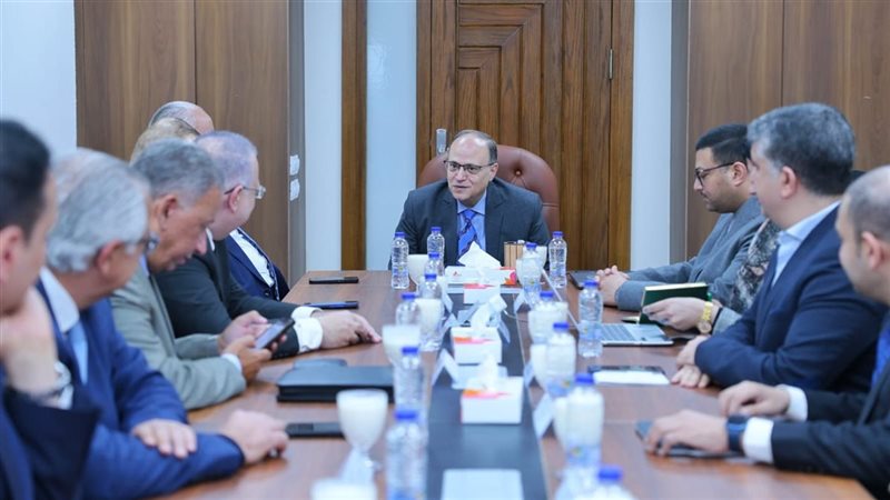 اجتماع رئيس هيئة