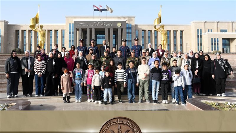 زيارات لأسر الشهداء