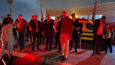 محافظ الجيزة يتابع عمليات إطفاء حريق بمصنع أخشاب في 6 أكتوبر