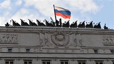 روسيا تطلق صاروخ 