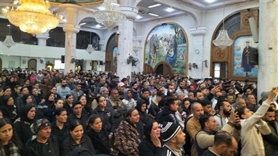 وسط حالة من الحزن.. تشييع جنازة ضحايا انهيار جزء لسور بدير أبوفانا