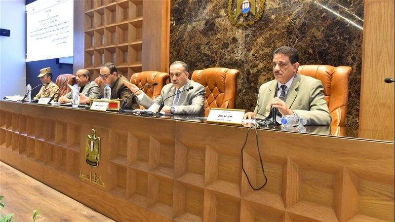 جانب من المجلس التنفيذي