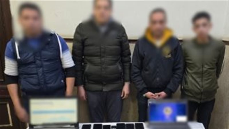 القائمين على إدارة