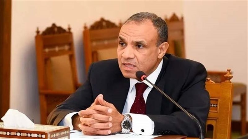 الدكتور بدر عبدالعاطي