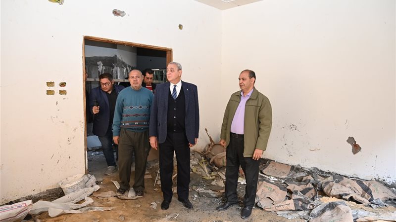 محافظ الغربية خلال