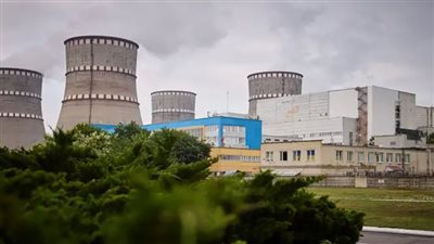 الطاقة الأوكرانية: محطات الطاقة النووية تُخفض إنتاجها بسبب الهجمات الروسية