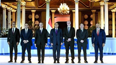 رئيس الوزراء يشهد توقيع أكبر صفقة للترددات في تاريخ قطاع الاتصالات