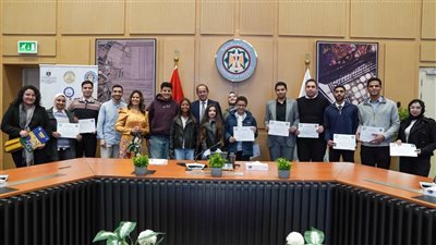 كجوك يكرم الشباب الفائزين في مسابقة 