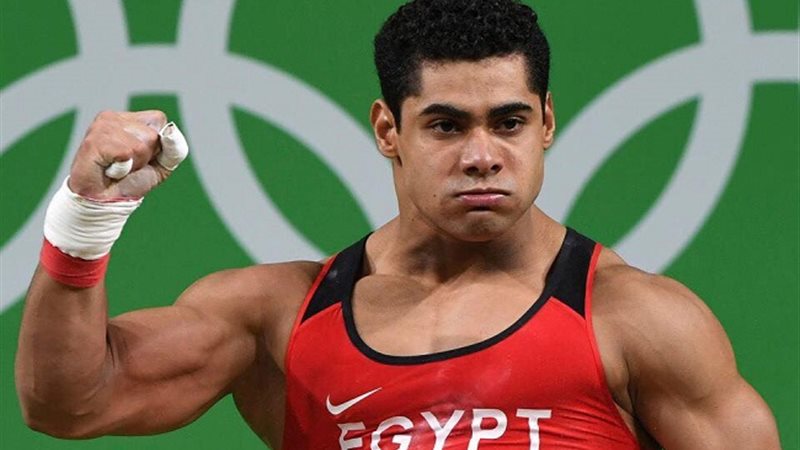 محمد إيهاب بطل رفع