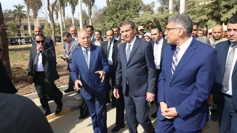 محافظ القاهرة يتفقد