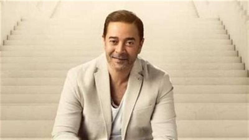 الفنان مدحت ثروت