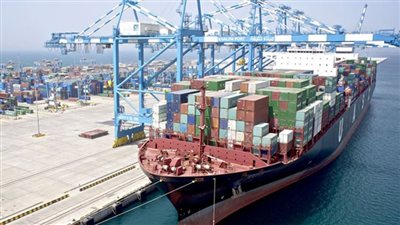 262 مليار درهم قيمة الصادرات الصناعية للإمارات خلال عام