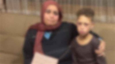 الشرطة تعيد طفلًا لأسرته بعدما تم العثور عليه يتسول بالقاهرة