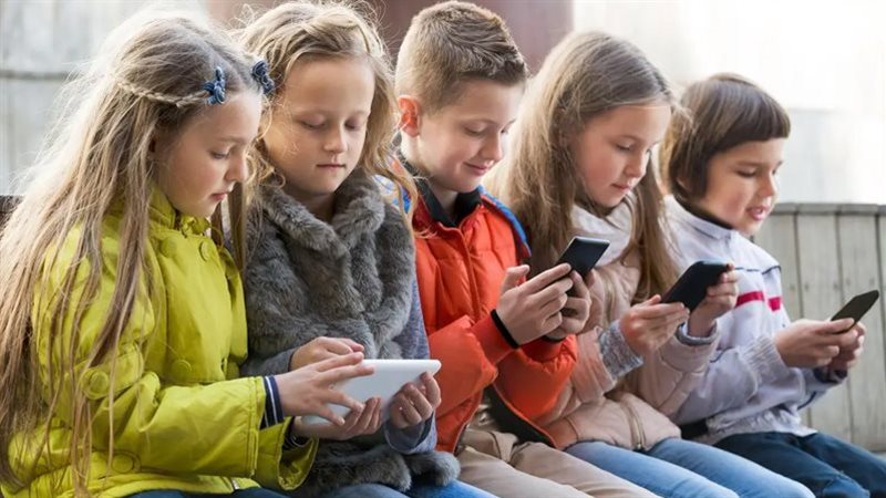 تأثير وسائل التواصل