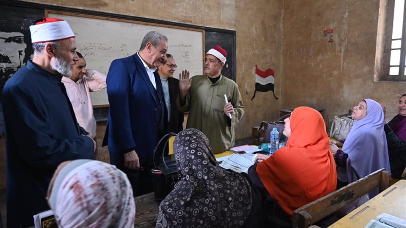 محافظ الغربية بالمعهد