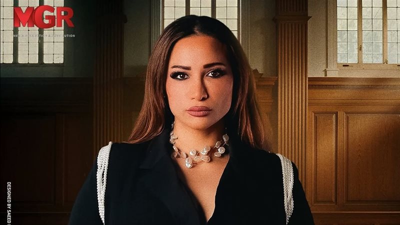 الفنانة غادة طلعت 