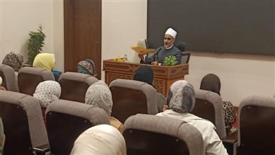 الأوقاف تطلق لقاءات لتعزيز القيم وضبط العلاقة بين الرجل والمرأة في العمل