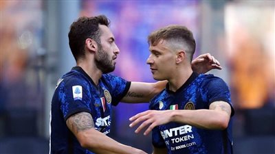 عودة باريلا وتشالهان أوغلو.. إنتر ميلان يتلقى دفعة معنوية قبل صدامه المرتقب