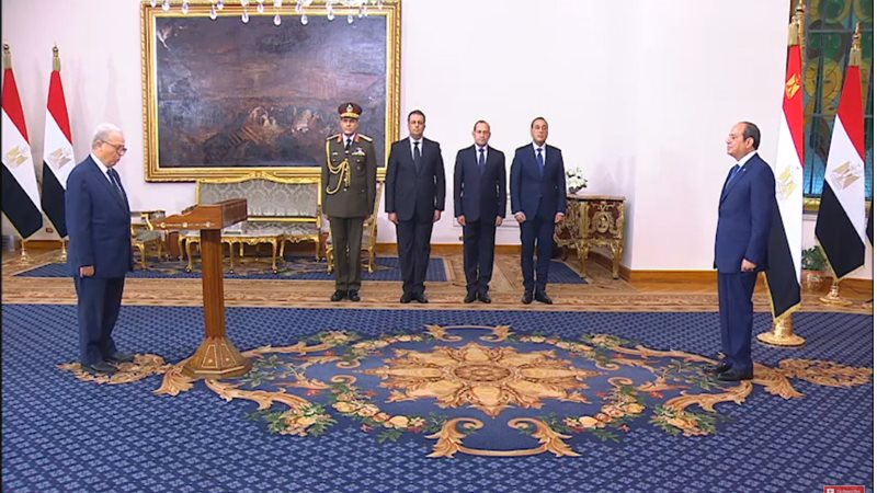 الوزراء الجدد يؤدون