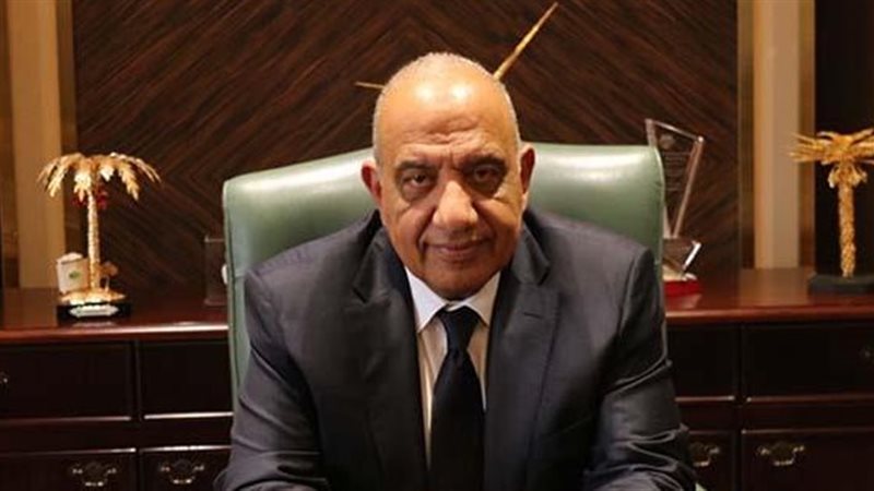 الدكتور محمود عصمت