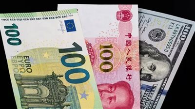 طموحات اليورو واليوان العالمية تفاقم تراجع الدولار الأمريكي