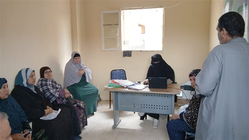 جانب من العيادات 