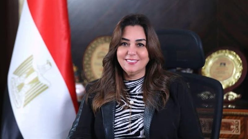 الدكتورة منال عوض