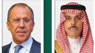 وزيرا خارجية السعودية وروسيا يستعرضان سبل تعزيز مجالات التعاون المشترك 