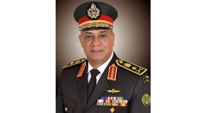 السيرة الذاتية للفريق أشرف سالم زاهر القائد العام للقوات المسلحة